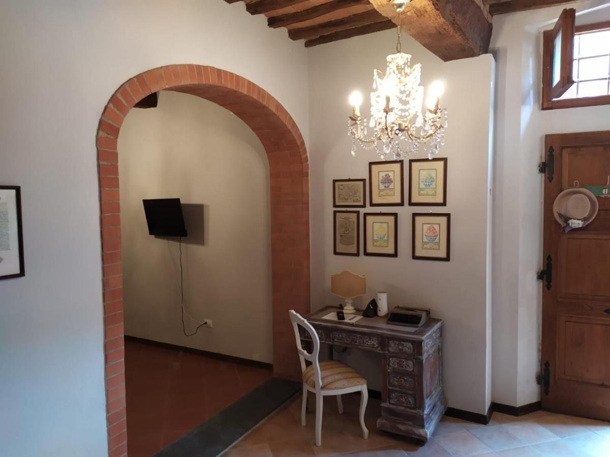 فيلا Lariفي Borgo Antico المظهر الخارجي الصورة